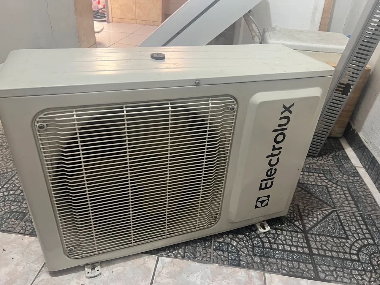 Split Electrolux 18000 BTUS - Foto 3
