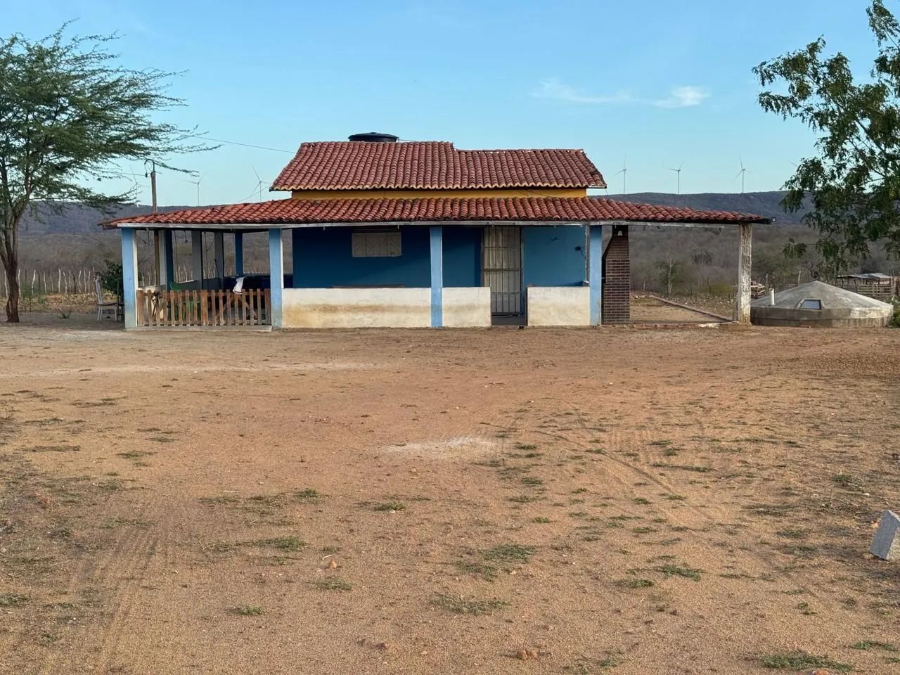 Vende-se fazenda com 6 hectares 
