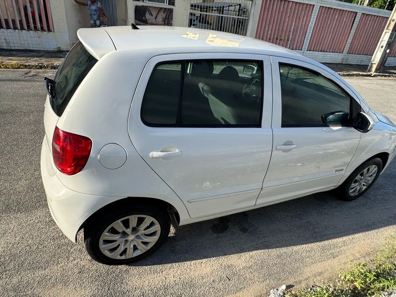 Volkswagen Fox Fox 1.0 Mi Total Flex 8V 5p 2012