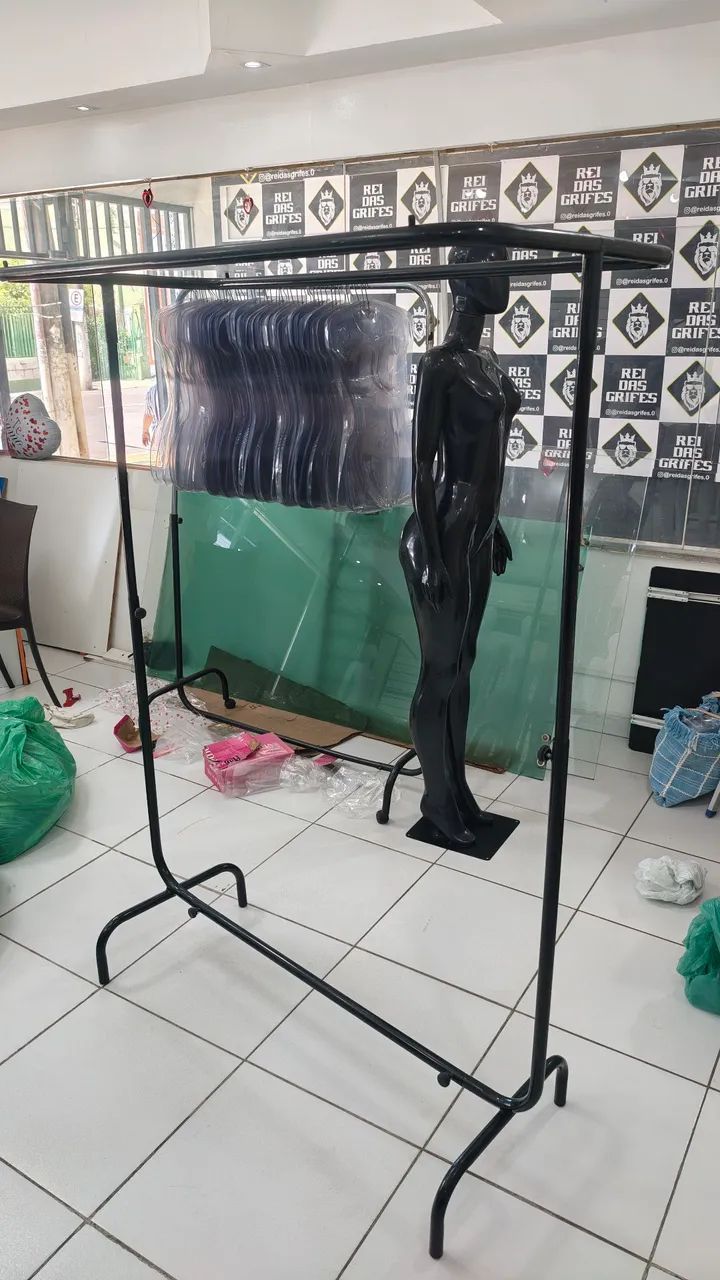Araras para loja de roupas - Foto 2