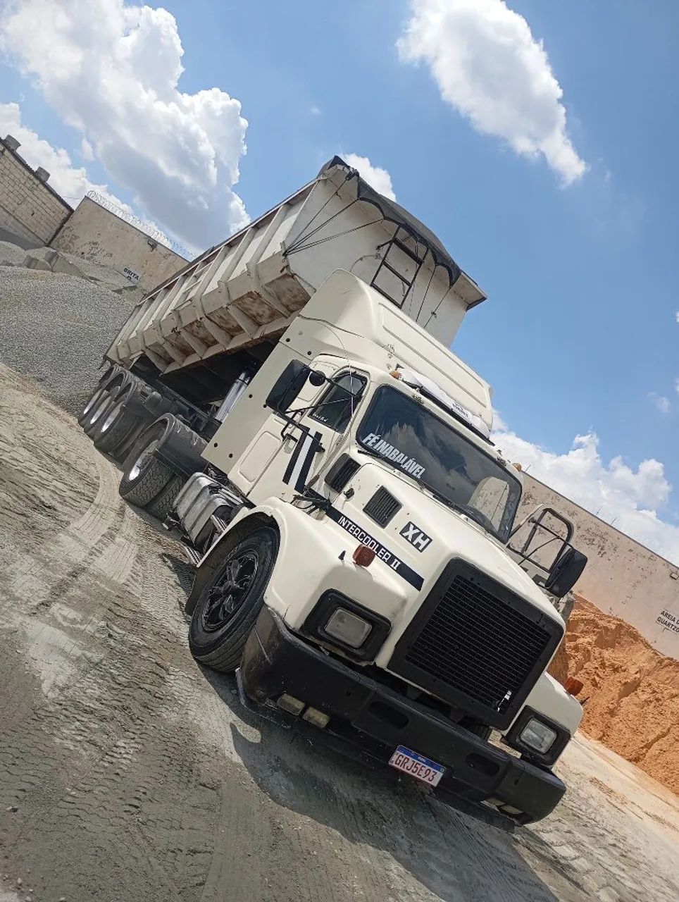 Volvo n10 carreta caçamba  - Foto 5