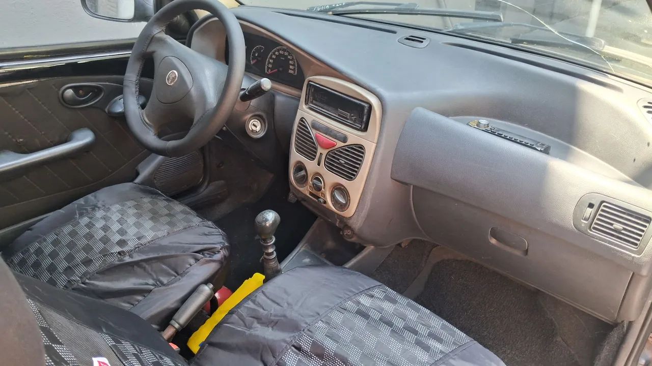 Fiat Strada 1.4 MPI Fire Flex 8V CE 2011 - Foto 5