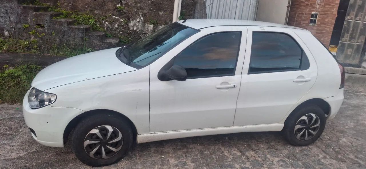Fiat Palio Celebration 1.0 Fire Flex 8V 4P 2016 - Foto 3