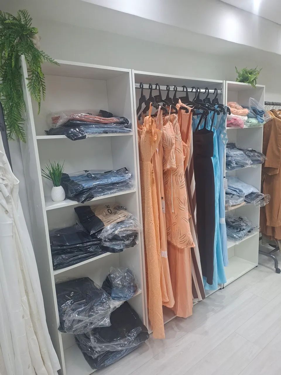 Moveis loja de roupas - Foto 2