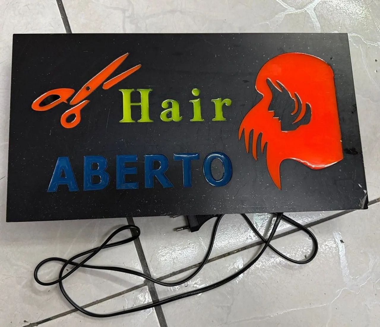 Placa de LED sinalização cabeleireiro 