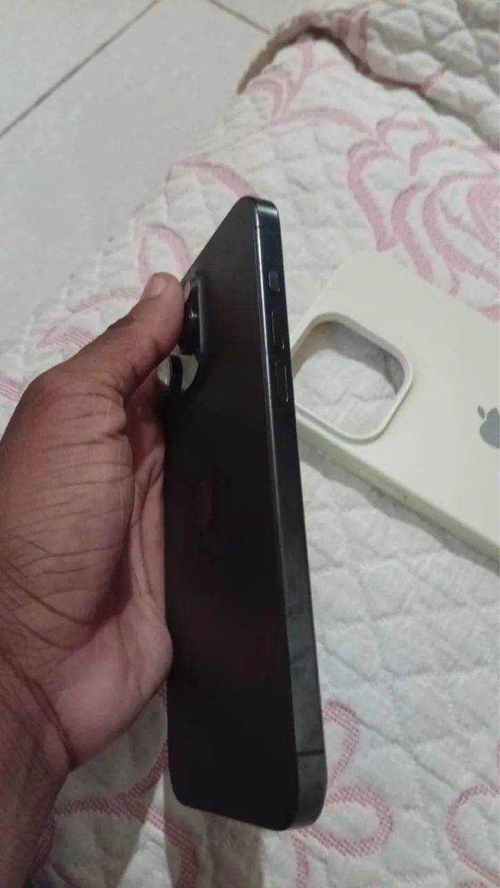 iPhone 15 pro Max  - Foto 2