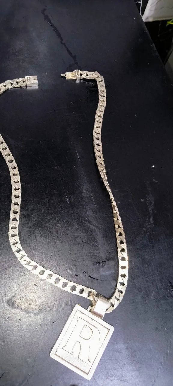 Vendo cordão de prata em excelente estado  - Foto 2