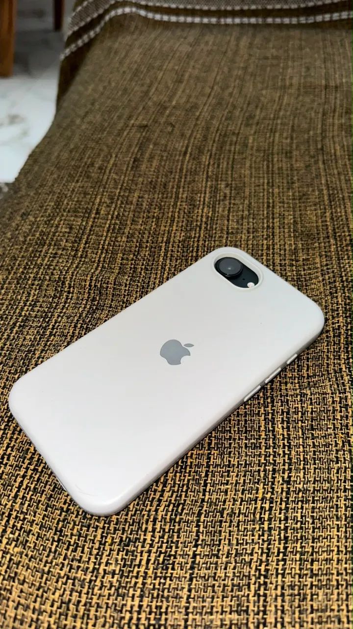 iPhone 16e - Foto 2