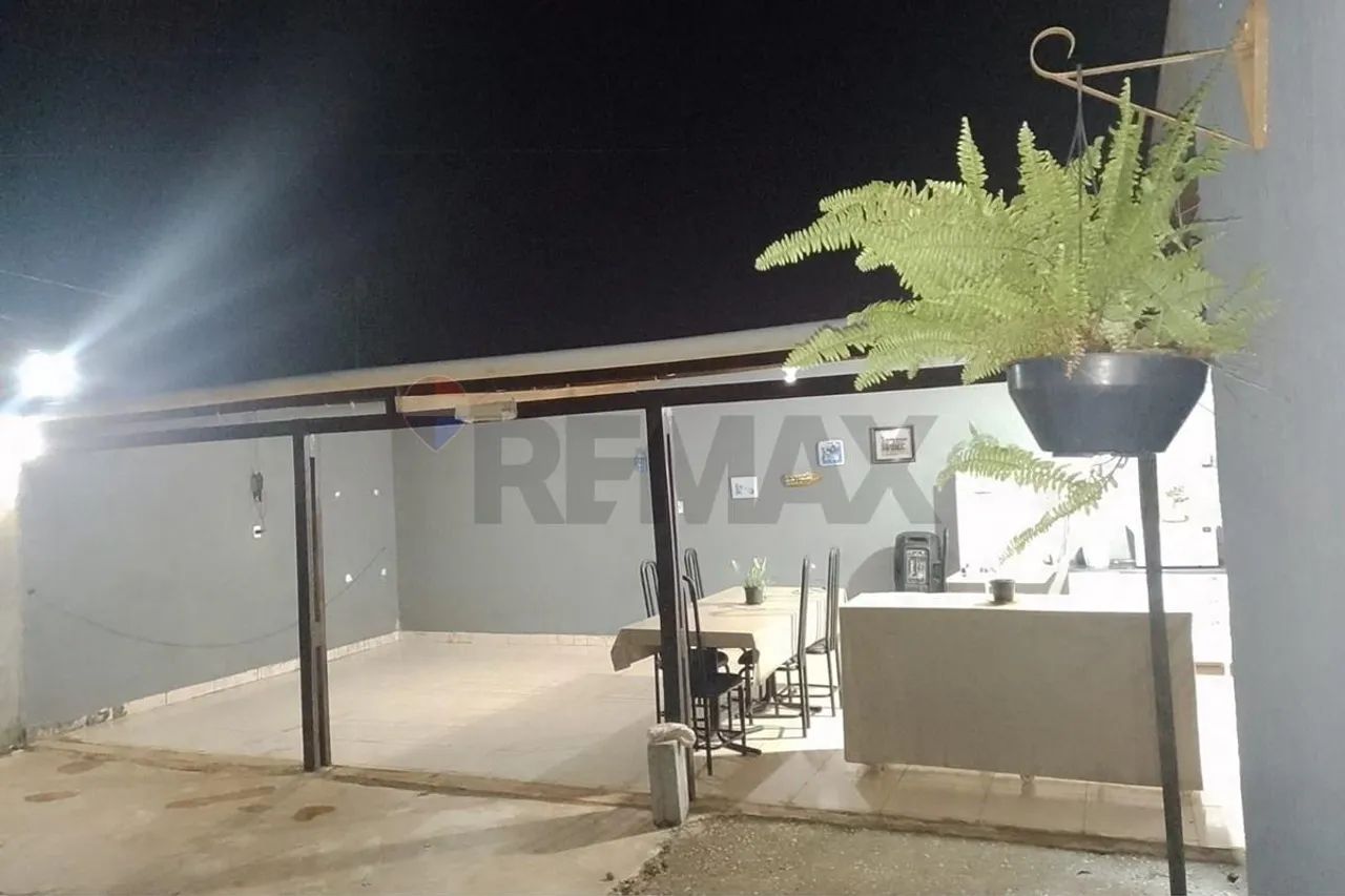 Casa confortável 3 quartos sendo 2 suítes - Foto 3