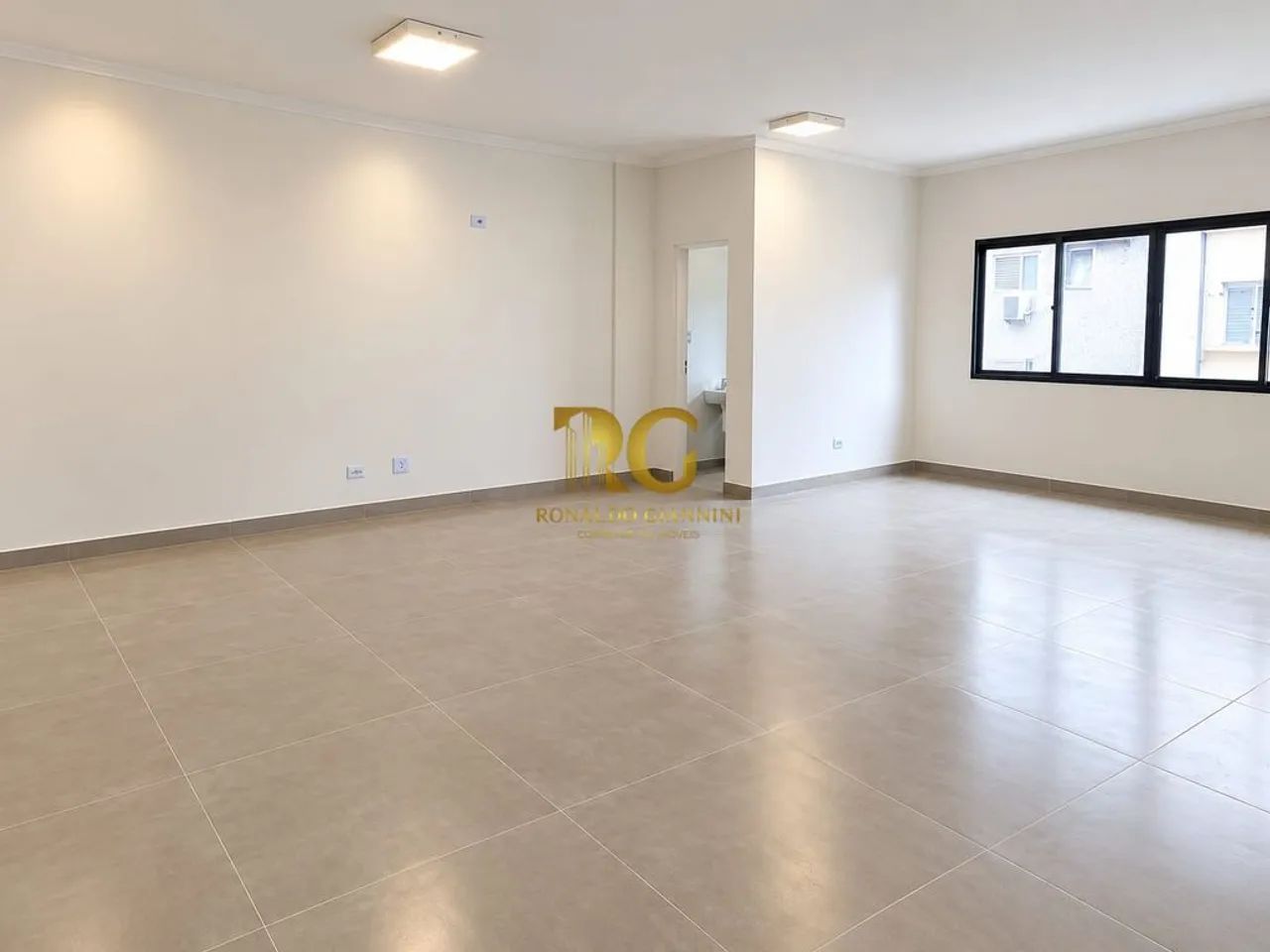 Sala Comercial 51m² no Boqueirão | Av. Mais Movimentada | 24h - Foto 3