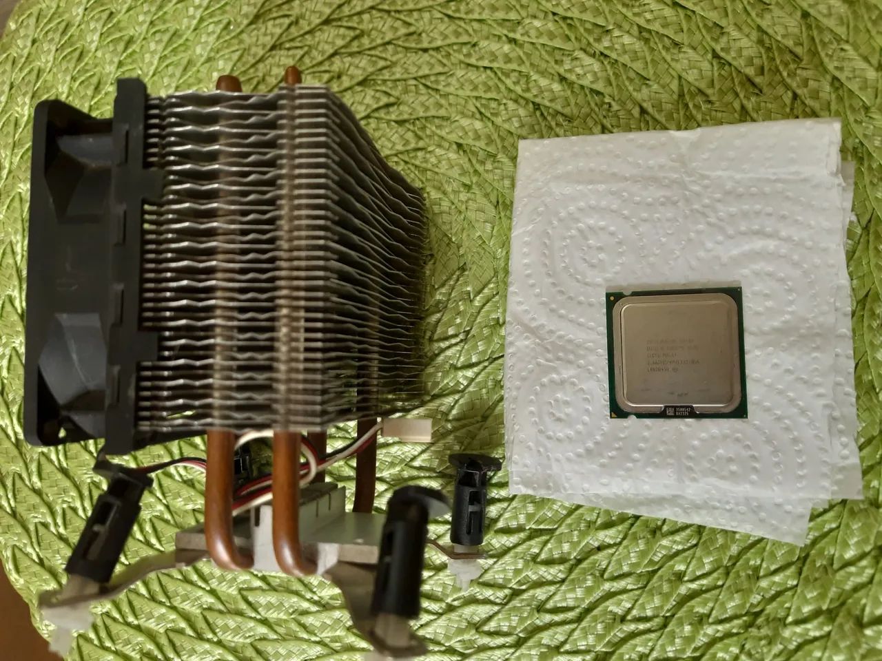 Processador 775 Intel Core 2 Quad Q8400 + Cooler - Foto 5