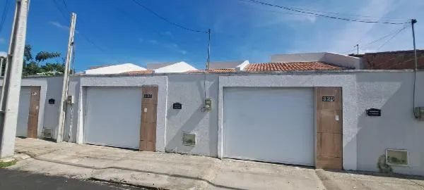 Casa no Mal Cozinhado em Horizonte/CE - Caixa *3370