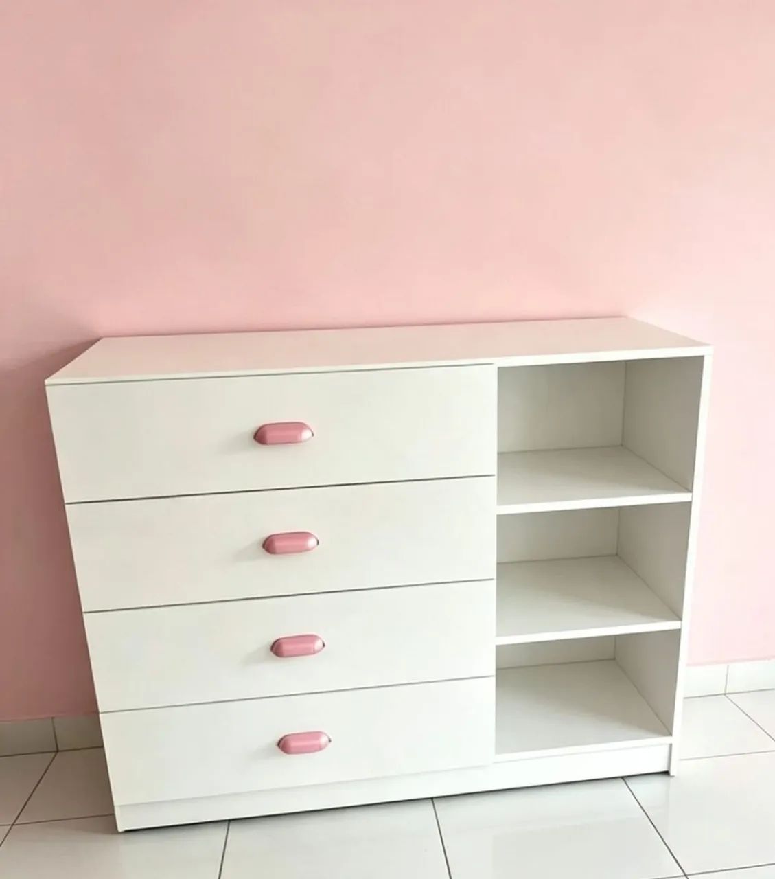 Cômoda com nicho em mdf 