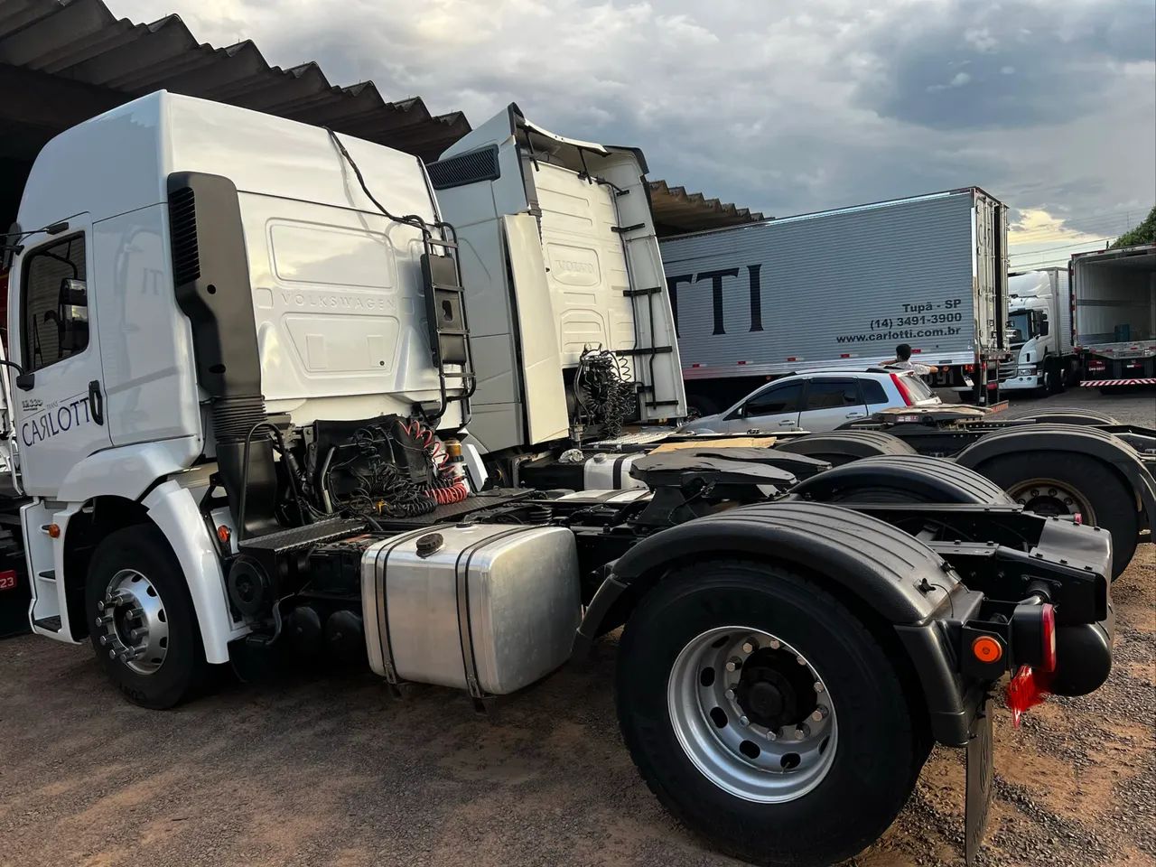 VW 19.330 4x2 CONSTELLATION  - Foto 5