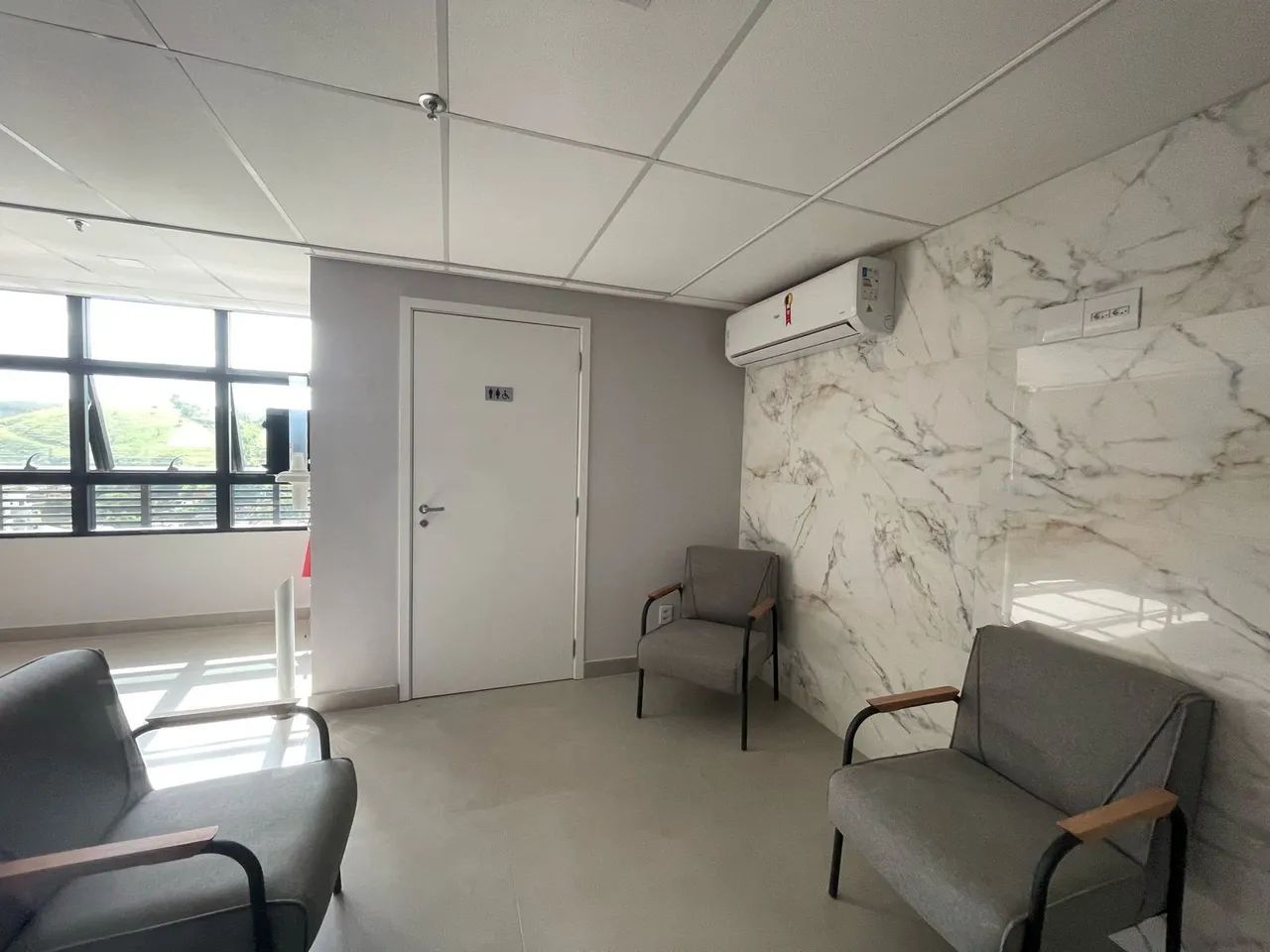Três Rios (XV Novembro) - Sala com 24 m². - Foto 2