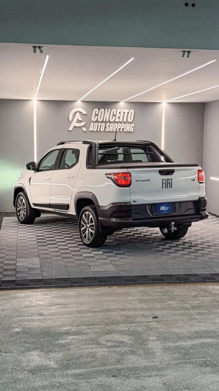 Fiat Strada Volcano 1.3 Flex 8V CD Aut. 2023 - Foto 4
