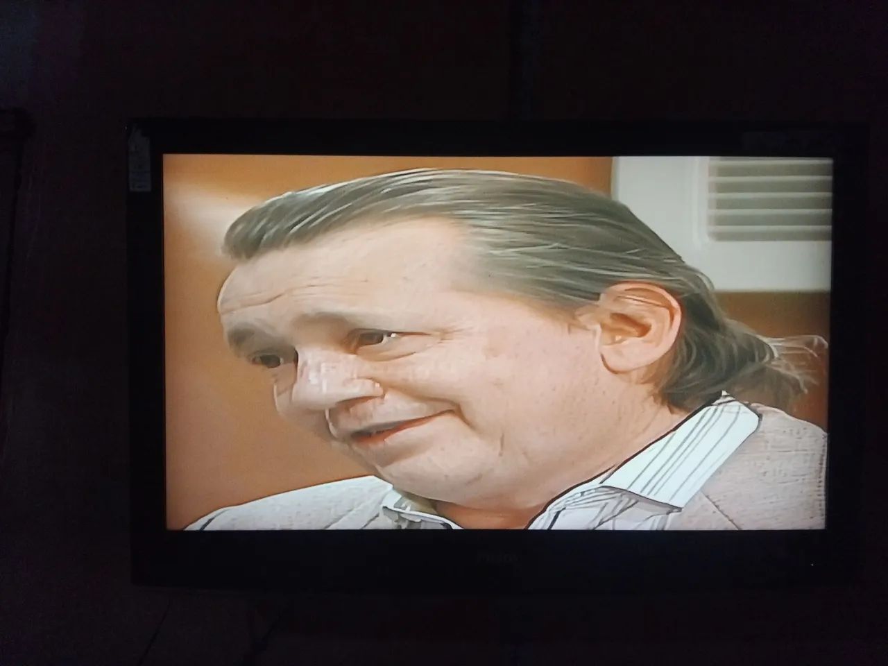 Vende-se uma tv de 40 polegadas  analógica  - Foto 2