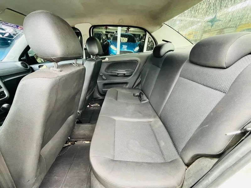 Volkswagen Voyage Trendline 1.6 T.Flex 8V 4p, foto 6 de 11