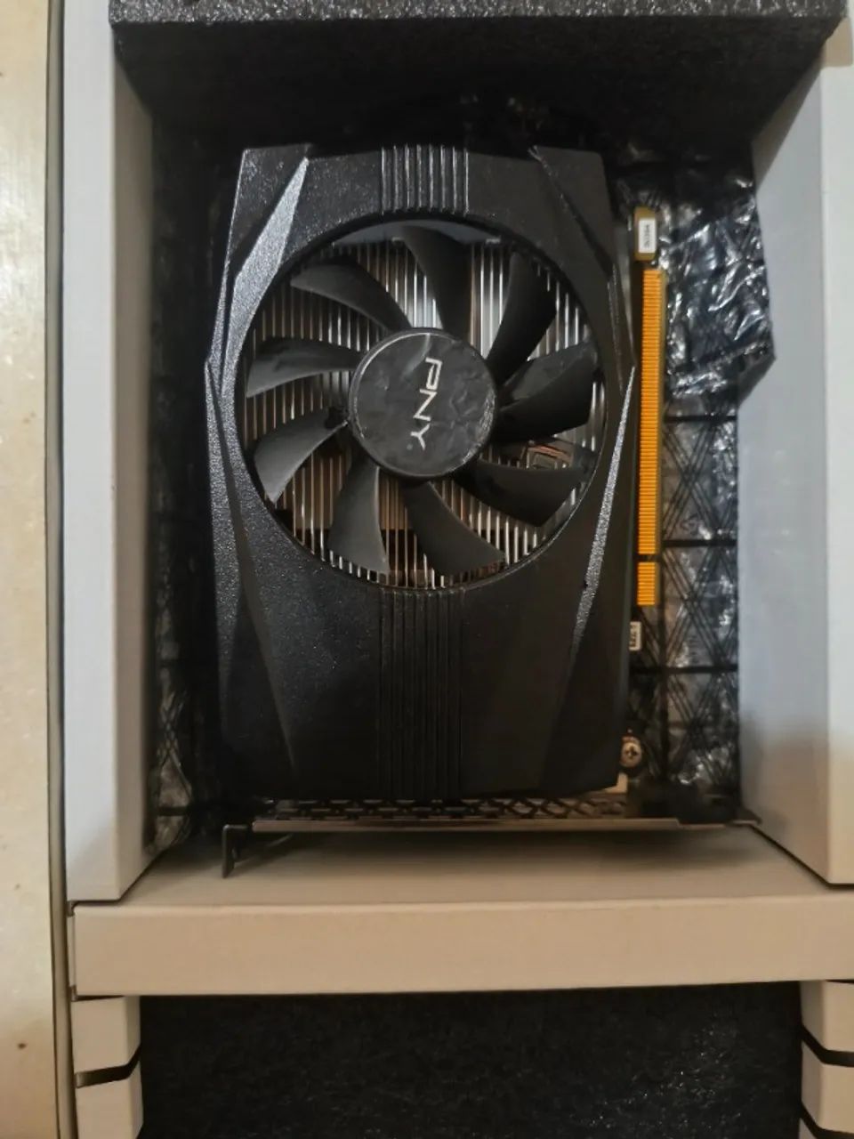 PNY GTX 1650 GDDR6 - Foto 4