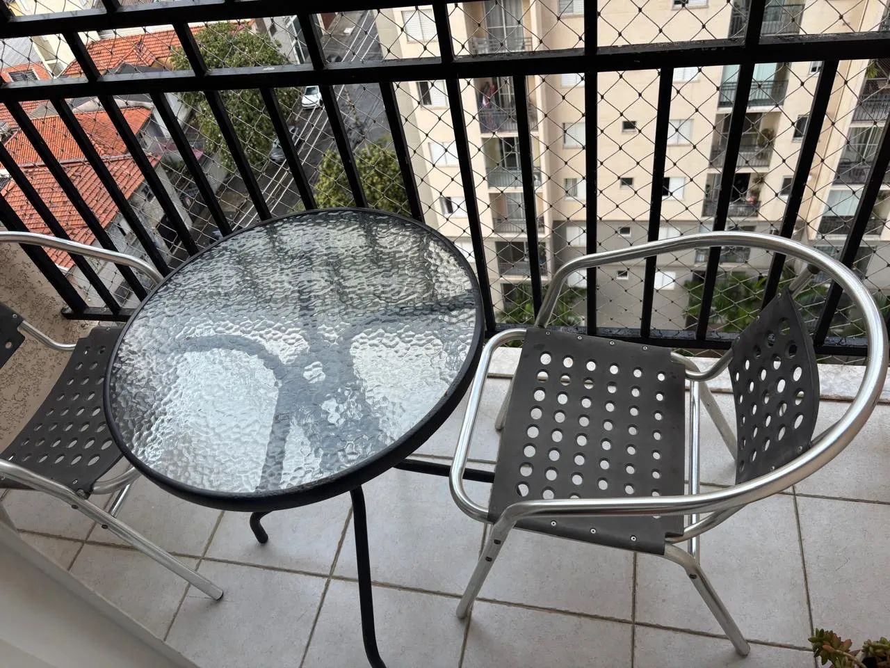 Conjunto de mesa e 2 cadeiras para varanda - Foto 3