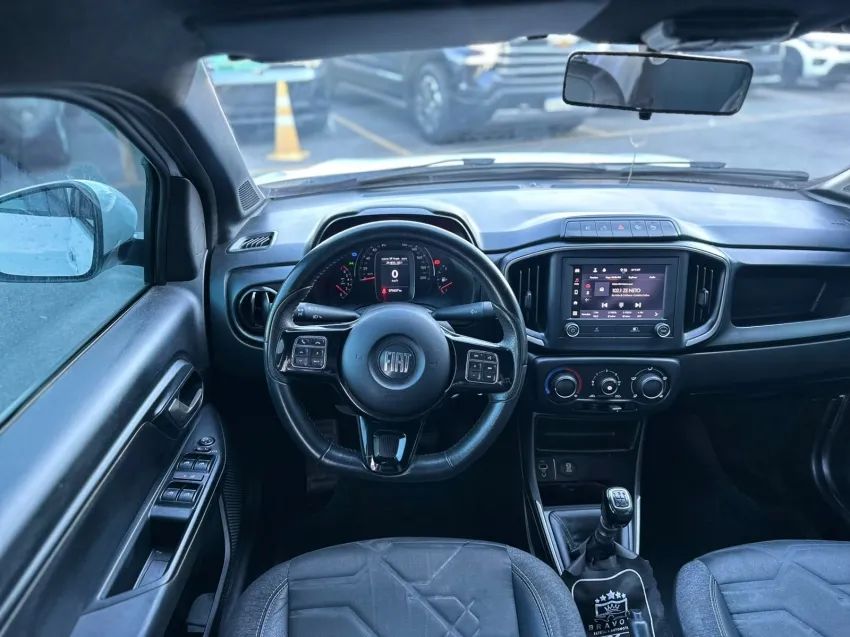 Fiat Strada Volcano 1.3 Flex 8V CD 2021 - Foto 4