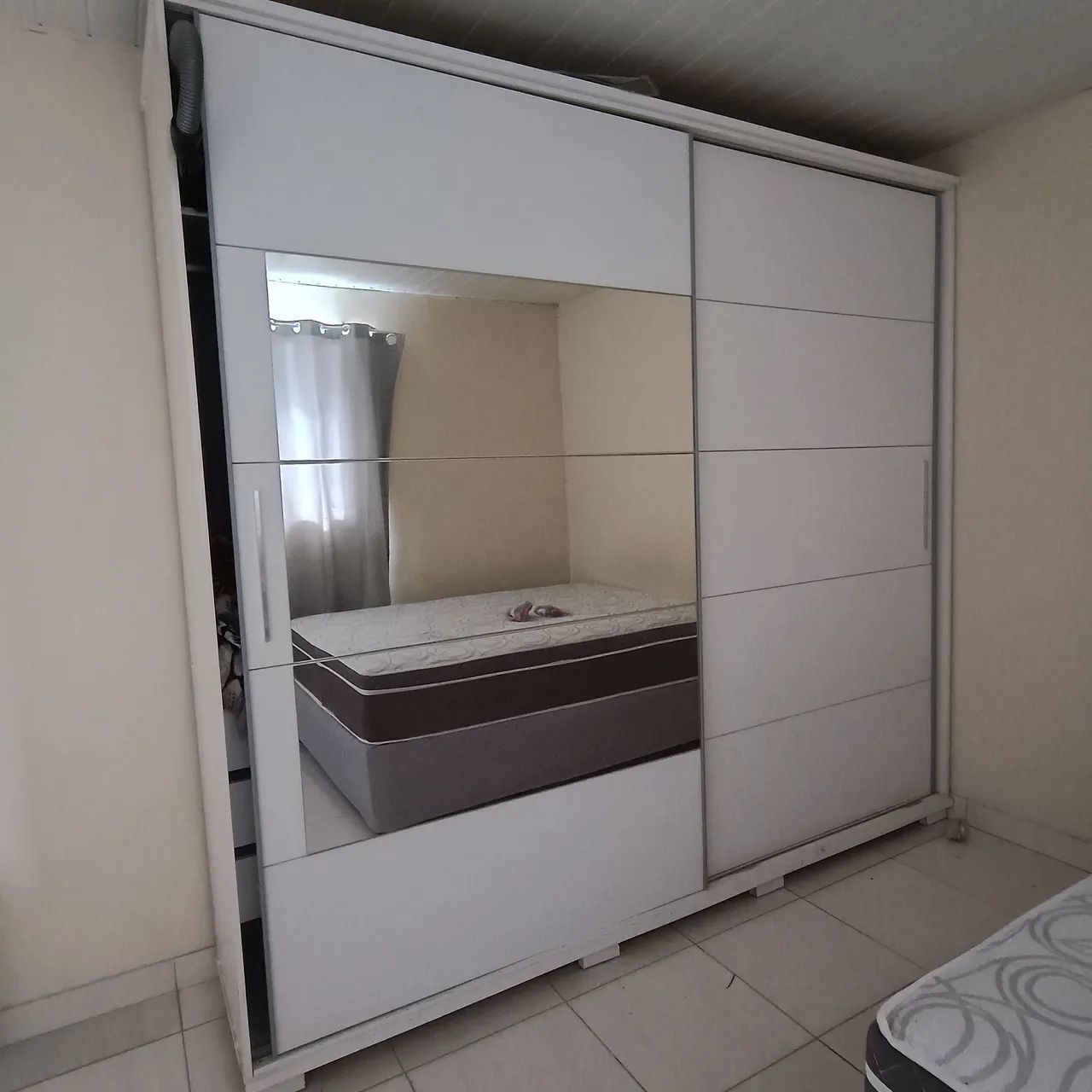 Guarda roupas - Foto 2