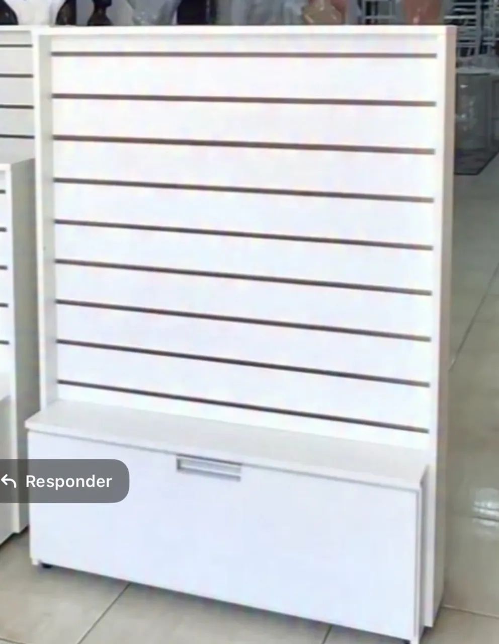 Painel canelatado com gaveteiro - Foto 2