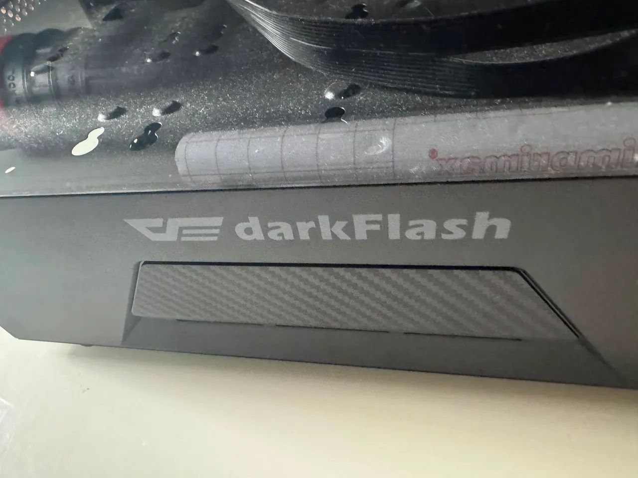 Gabinete Darkflash - Foto 4