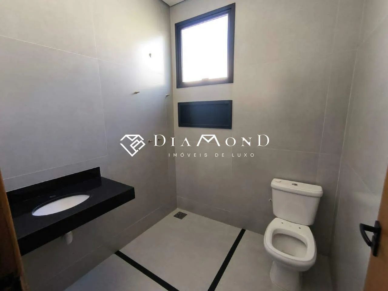 Casa Térrea Moderna com 3 Quartos, Suíte e Pé-Direito Duplo - Foto 5
