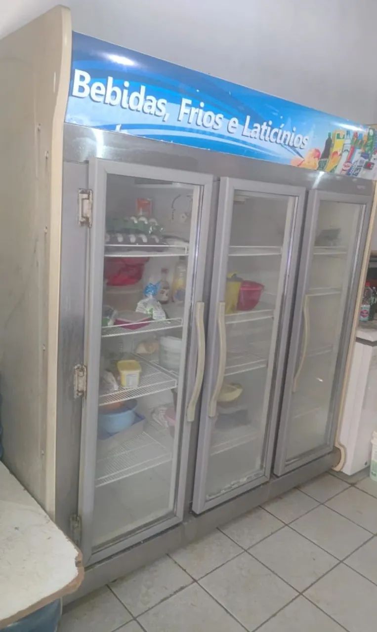 Expositor Vertical fricon 3 portas  - Foto 2