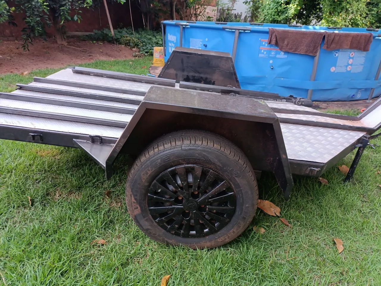 Carretinha para transporte de  Motos e Bicicleta - Foto 3
