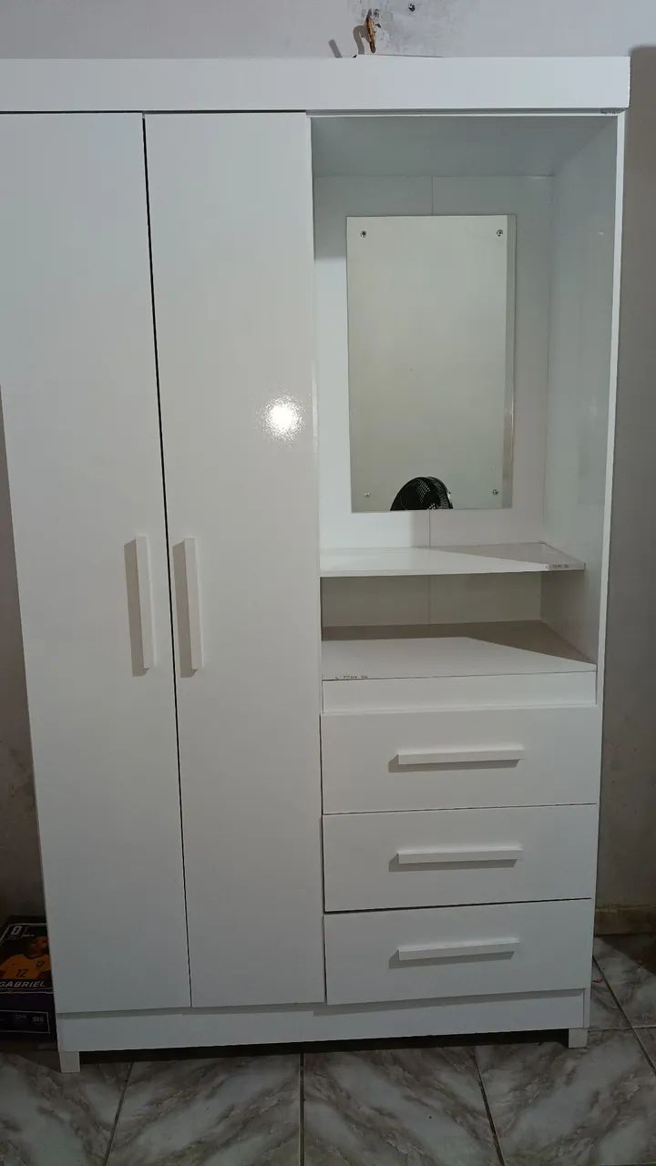 GUARDA ROUPA 