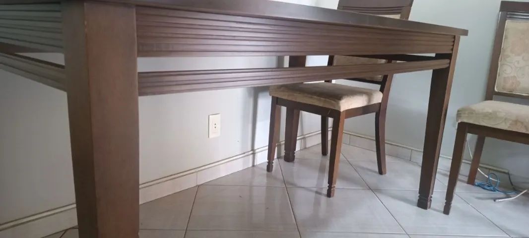 Mesa de Jantar com 4 Cadeiras - Foto 4