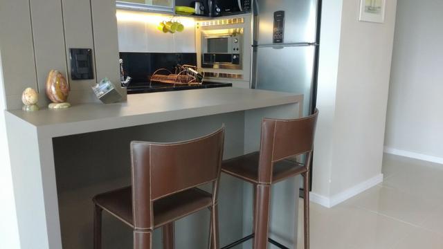 Excelente Apto, ültimo andar, peças amplas, ótimo p/ adequação dos móveis, semi-mobiliado - Foto 11