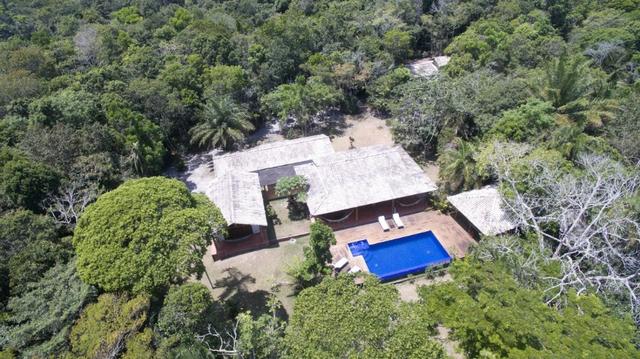 RE/MAX Safira aluga casa para temporada em área de preservação, em Trancoso - BA - Foto 2