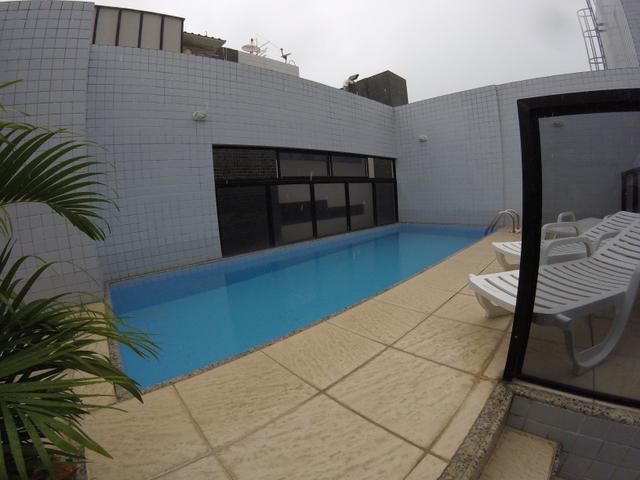 Quarta e sala a 50 metros da praia - Foto 6