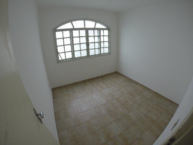 Alugo Casa Comercial em Jardim Camburi - 6 salas, 173m², 15 vagas garagem - R$4.000,00 - Foto 9