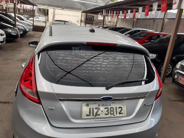 Ford/ New Fiesta Hatch HA SE completo - Muito Conservado - Foto 6