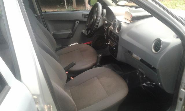 Gol g4 1.0 10.11 carro muito bom - Foto 3