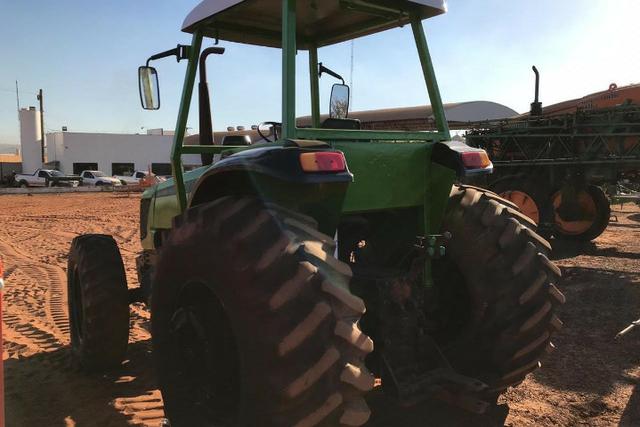 Trator Agrale Bx 6150 4x4 ano 2003 - Foto 2
