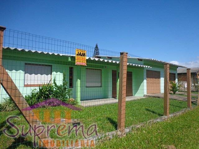 51-98129.7929Carina! C368 Casa 2 terrenos no centro de Mariluz!