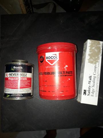 Kit 2 graxas e 1 cola selante
