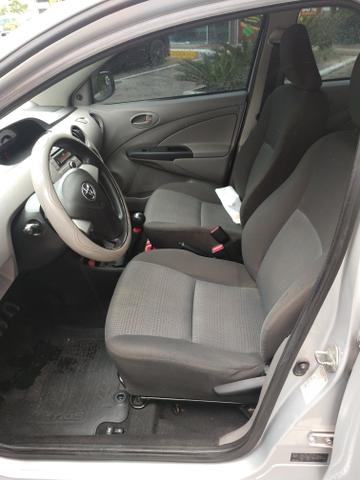 Etios xs 1.5 2013 - Foto 8