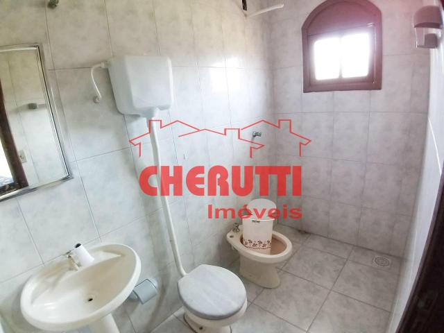 Vendo Casa na praia 4 quartos, 5 ruas do mar - Foto 9