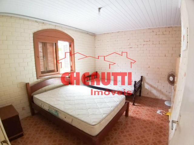 Vendo Casa na praia 4 quartos, 5 ruas do mar - Foto 4