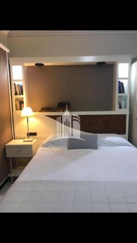 Apartamento 02 dormitórios no columbus tower quadra do mar com vista com a av. brasil ! - Foto 11