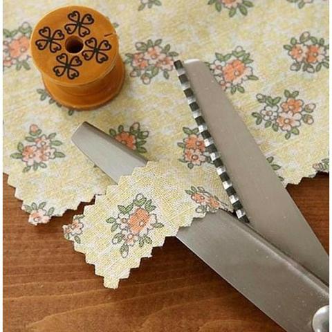 Tesoura Profissional Para Picotar Tecidos - Foto 2