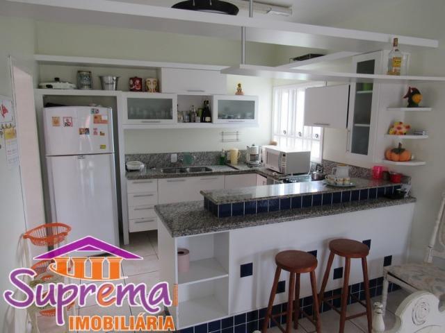 51-99286.3405/ C073. Lindo sobrado em esquina!Apenas 150m do mar! - Foto 19
