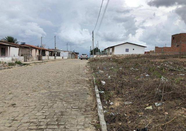 LOTES COM 200m2
