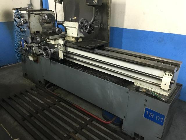 Torno convencional Pinacho 500 x 1500mm - Troco por moto - Foto 2